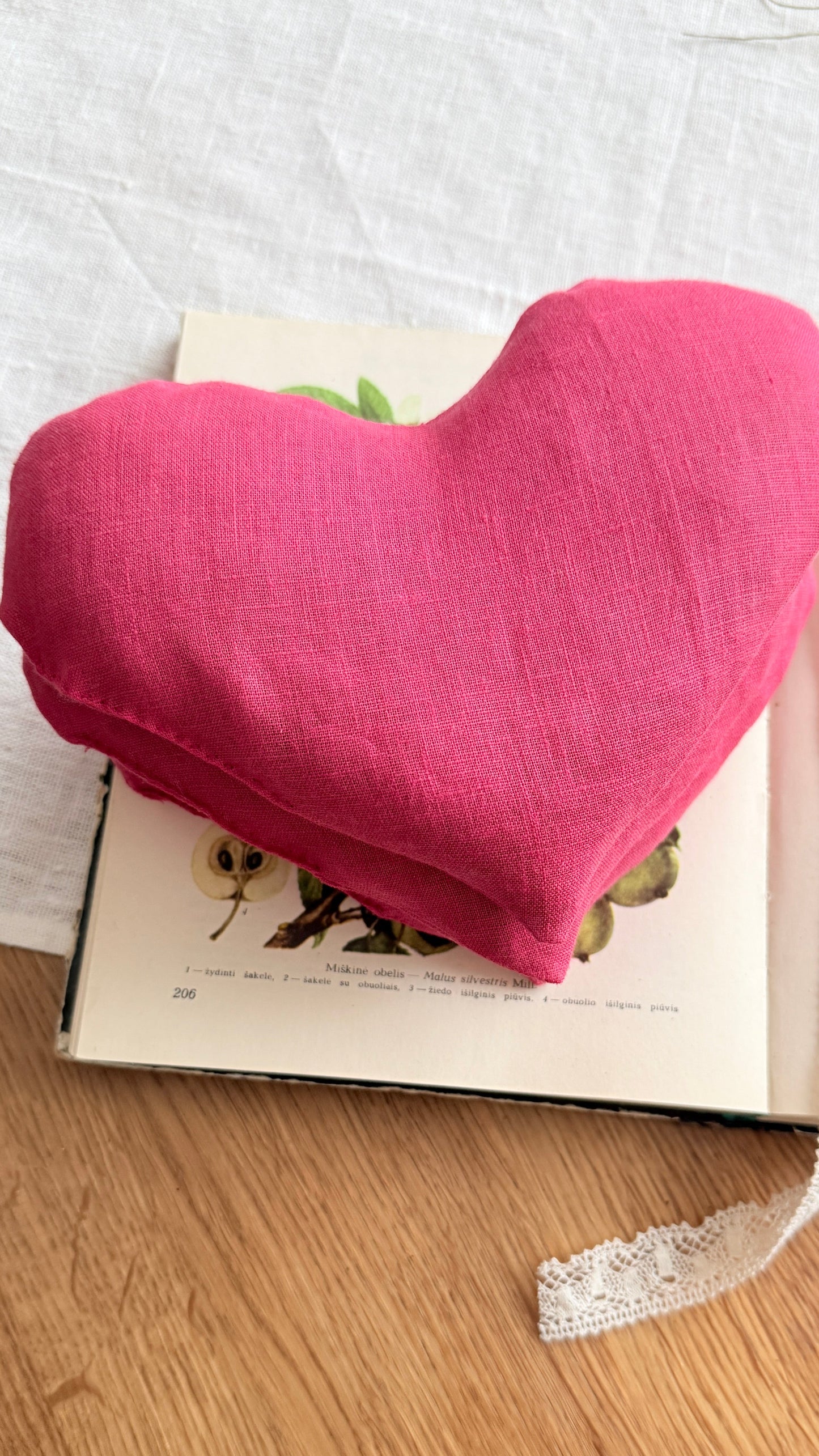 Akių relaksacinė pagalvėlė „Žmogaus širdis”